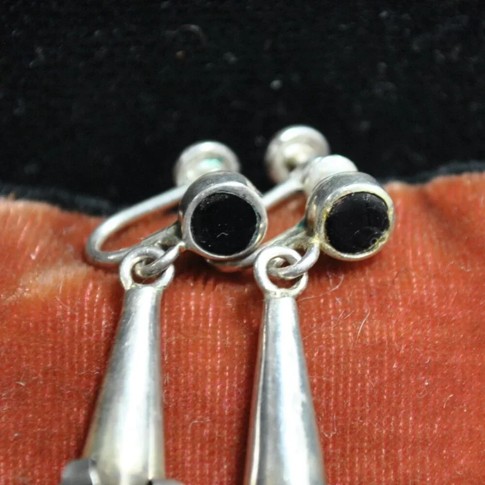 Vintage Sterling Silver Drop Screw-back Flower Earrings with Black Plastic